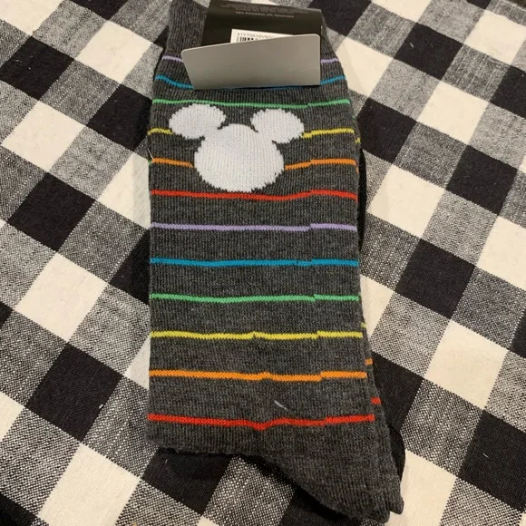 Men’s Disney Mickey Mouse Pride novelty crew cut socks - Picture 5 of 5